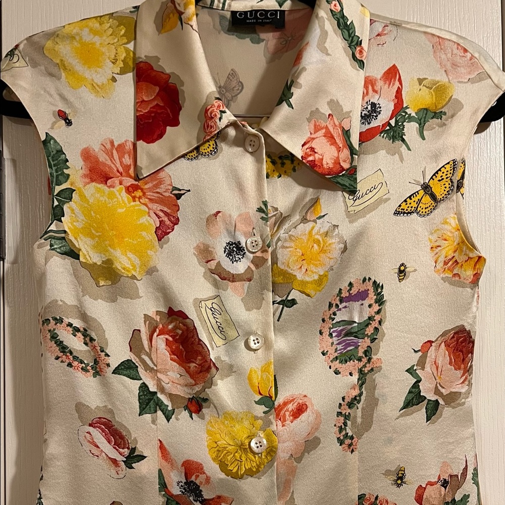 🐝 SOLD 💔 Vintage Gucci Floral Two-piece Set